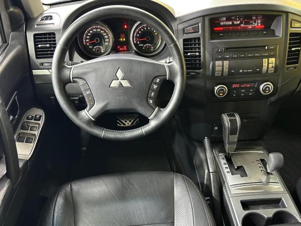 Mitsubishi Pajero IV Рестайлинг 1 с пробегом 2012 года, цена 1 829 000 рублей, 193670 км, внедорожник, Автокод Объявления