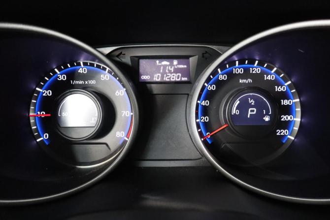 Hyundai ix35 I Рестайлинг с пробегом 2014 года, цена 1 399 000 рублей, 100000 км, внедорожник, Автокод Объявления