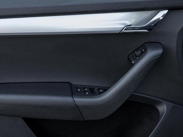 Skoda Octavia III (A7) Рестайлинг с пробегом 2019 года, цена 1 934 600 рублей, 53513 км, лифтбек, Автокод Объявления
