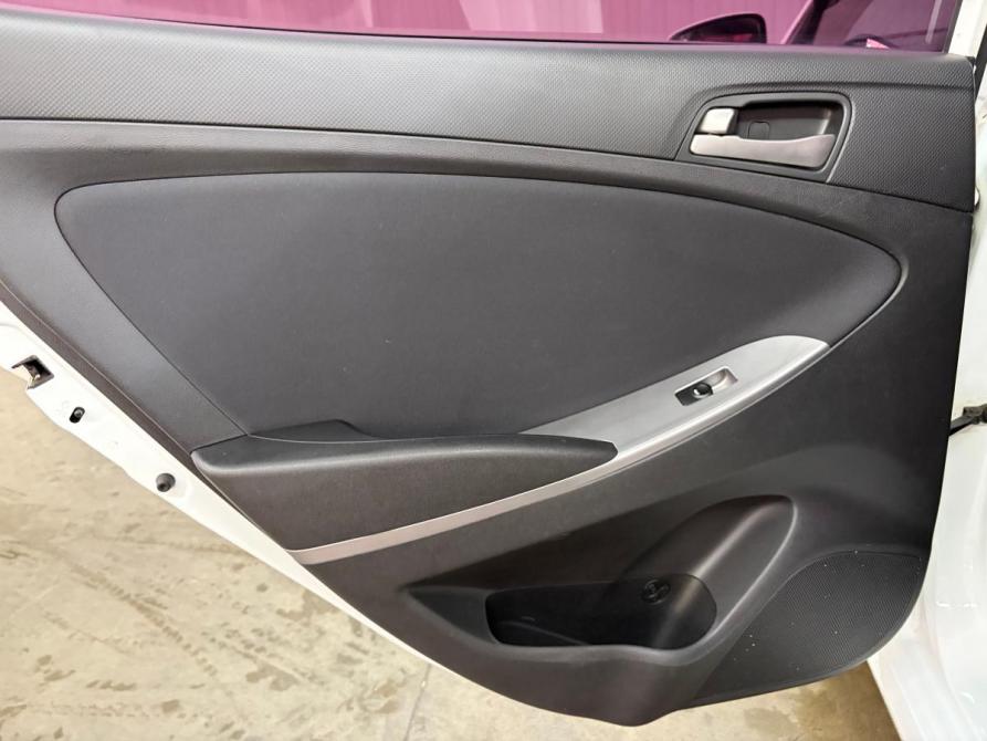 Hyundai Solaris I Рестайлинг Краснодар  - изображение 13