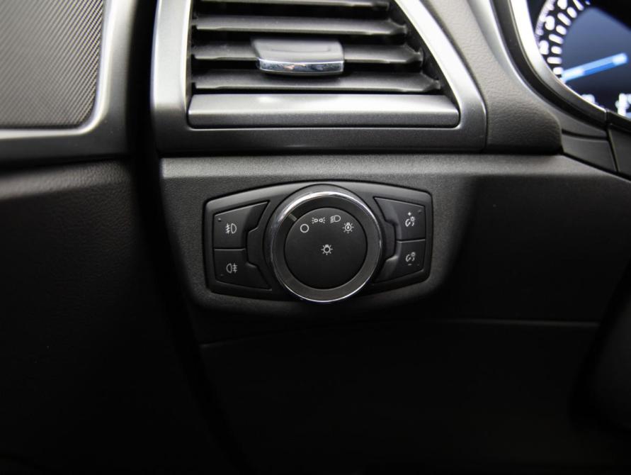 Ford Mondeo V Санкт-Петербург  - изображение 20