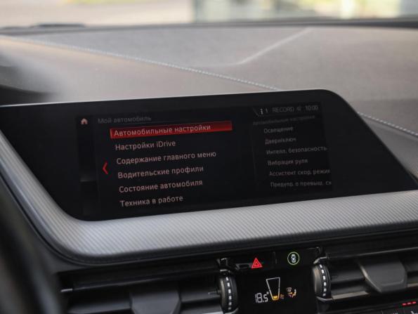 BMW 1 серии III (F40) с пробегом 2019 года, цена 2 149 000 рублей, 157933 км, хэтчбек, Автокод Объявления