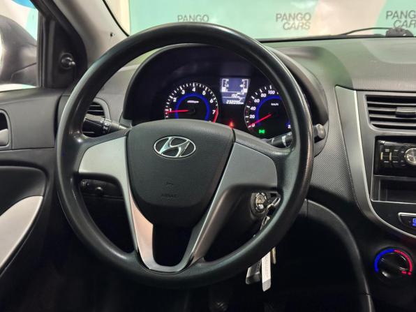 Hyundai Solaris I Рестайлинг с пробегом 2014 года, цена 658 000 рублей, 231272 км, седан, Автокод Объявления