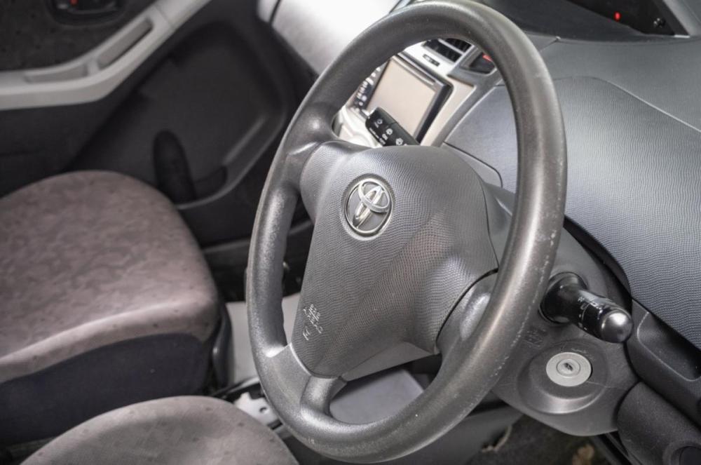 Toyota Vitz II (XP90) Томск  - изображение 13