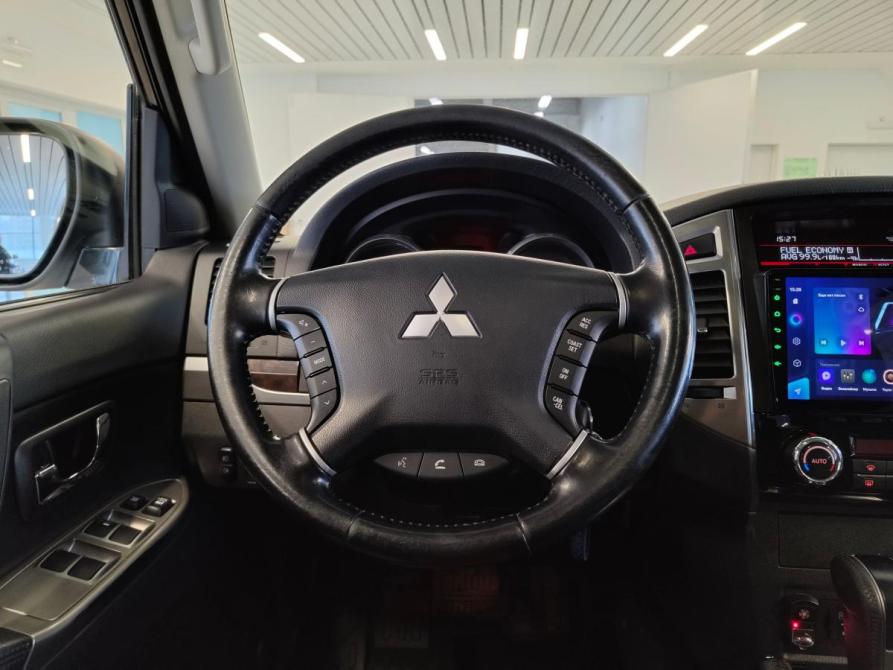 Mitsubishi Pajero IV Рестайлинг 2 Санкт-Петербург  - изображение 16