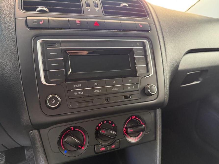 Volkswagen Polo V Рестайлинг Киров  - изображение 16