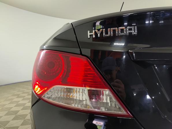 Hyundai Solaris I с пробегом 2013 года, цена 490 000 рублей, 383050 км, седан, Автокод Объявления