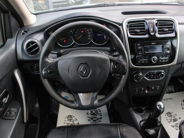 Renault Sandero II Рестайлинг с пробегом 2018 года, цена 893 700 рублей, 136845 км, хэтчбек, Автокод Объявления