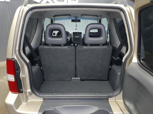 Suzuki Jimny III Рестайлинг 1 с пробегом 2007 года, цена 867 000 рублей, 169500 км, внедорожник, Автокод Объявления