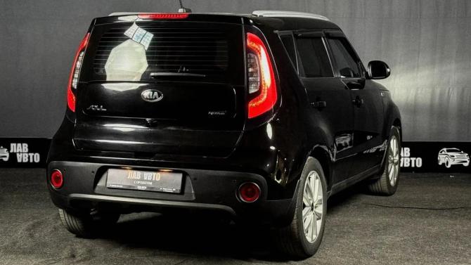 Kia Soul II Рестайлинг с пробегом 2018 года, цена 1 620 000 рублей, 62409 км, хэтчбек, Автокод Объявления