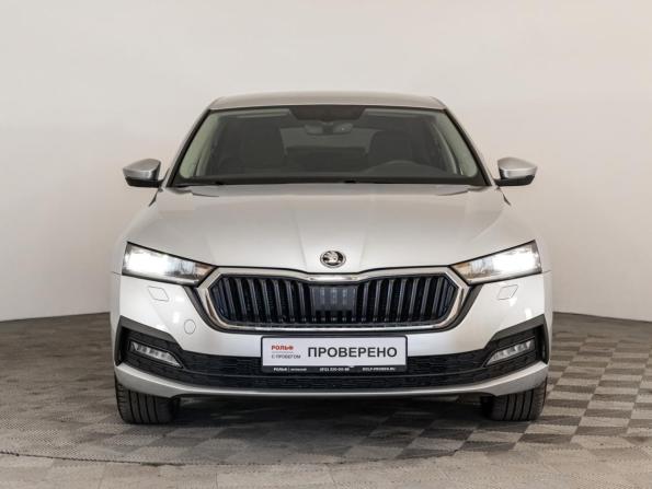 Skoda Octavia IV (A8) с пробегом 2021 года, цена 2 360 000 рублей, 49122 км, лифтбек, Автокод Объявления