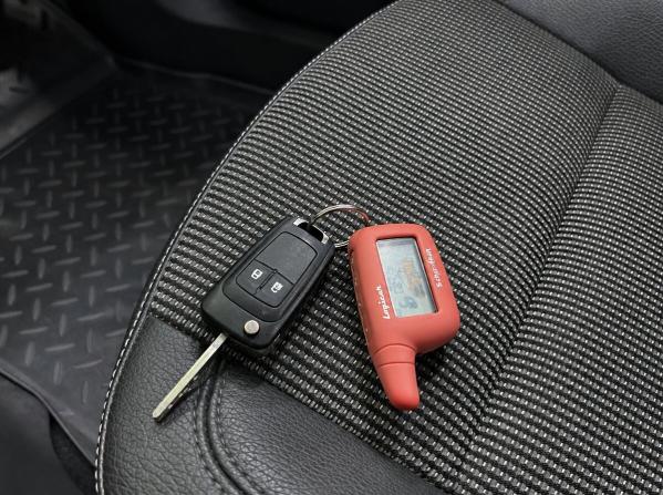Opel Astra J Рестайлинг с пробегом 2012 года, цена 670 000 рублей, 227252 км, хэтчбек, Автокод Объявления
