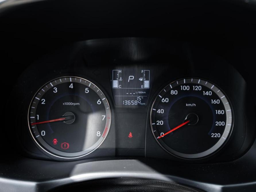 Hyundai Solaris I Рестайлинг Ставрополь  - изображение 18