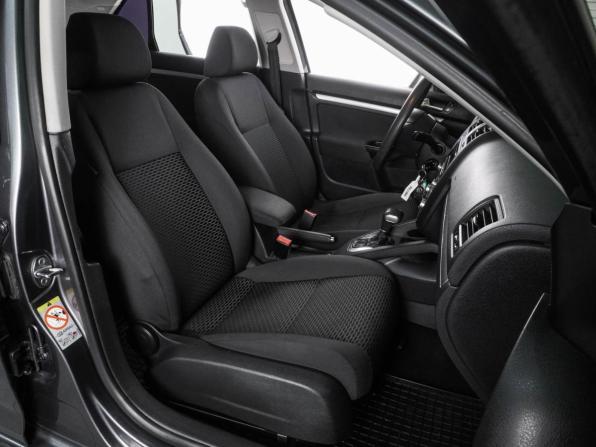 Volkswagen Jetta V с пробегом 2010 года, цена 599 000 рублей, 247972 км, седан, Автокод Объявления
