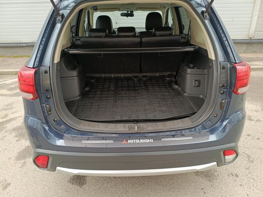 Mitsubishi Outlander III Рестайлинг 2 Санкт-Петербург  - изображение 17