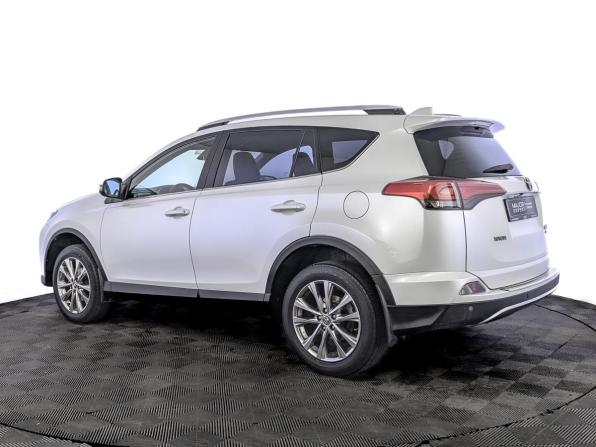 Toyota RAV4 IV (XA40) Рестайлинг с пробегом 2019 года, цена 2 670 000 рублей, 154437 км, внедорожник, Автокод Объявления