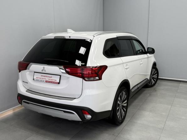 Mitsubishi Outlander III Рестайлинг 3 с пробегом 2020 года, цена 2 535 000 рублей, 103624 км, внедорожник, Автокод Объявления