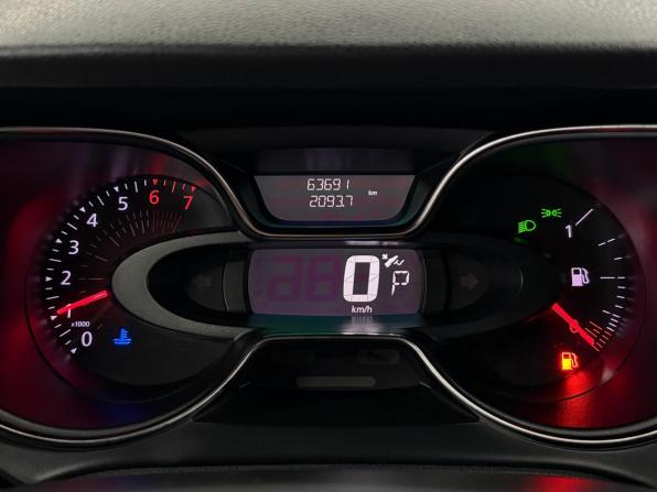 Renault Kaptur I Рестайлинг с пробегом 2021 года, цена 1 557 000 рублей, 63676 км, внедорожник, Автокод Объявления