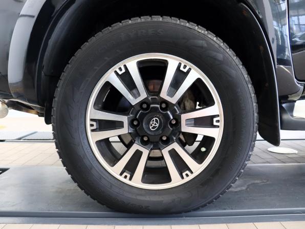 Toyota Hilux VII Рестайлинг с пробегом 2015 года, цена 2 657 000 рублей, 232300 км, пикап, Автокод Объявления
