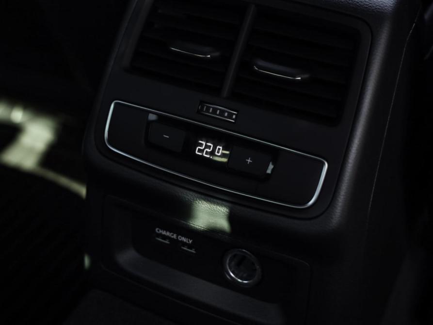 Audi A4 V (B9) Рестайлинг Санкт-Петербург  - изображение 31