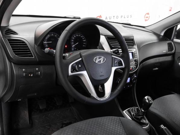 Hyundai Solaris I с пробегом 2013 года, цена 779 000 рублей, 167107 км, хэтчбек, Автокод Объявления