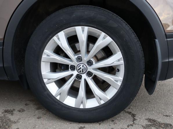 Volkswagen Tiguan II с пробегом 2019 года, цена 1 940 000 рублей, 121460 км, внедорожник, Автокод Объявления