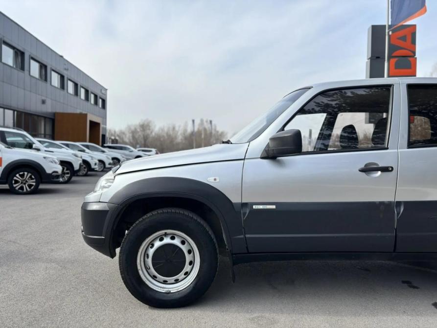 Chevrolet Niva I Рестайлинг Прокопьевск  - изображение 11