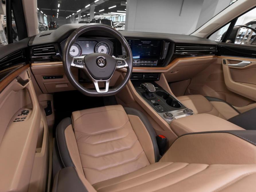 Volkswagen Touareg III Москва  - изображение 7
