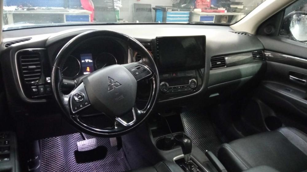 Mitsubishi Outlander III Рестайлинг 2 Санкт-Петербург  - изображение 5