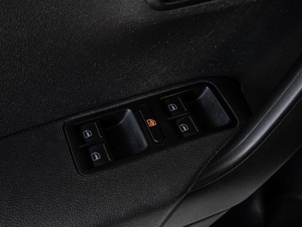 Volkswagen Polo V Рестайлинг с пробегом 2019 года, цена 1 030 000 рублей, 128197 км, седан, Автокод Объявления