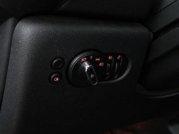 Mini Hatch III (F55/F56) Рестайлинг с пробегом 2021 года, цена 3 399 444 рубля, 49431 км, хэтчбек, Автокод Объявления