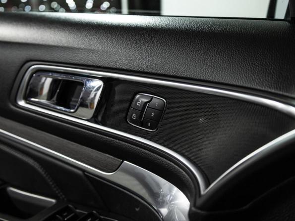 Ford Explorer V Рестайлинг 2 с пробегом 2019 года, цена 2 899 700 рублей, 159471 км, внедорожник, Автокод Объявления