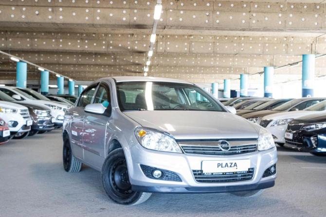 Opel Astra H Рестайлинг с пробегом 2008 года, цена 549 000 рублей, 149766 км, седан, Автокод Объявления