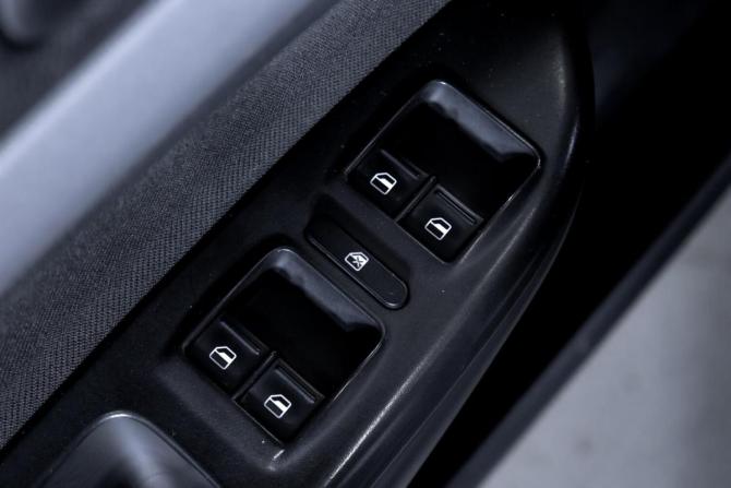Skoda Octavia II (A5) Рестайлинг с пробегом 2013 года, цена 599 000 рублей, 338000 км, лифтбек, Автокод Объявления