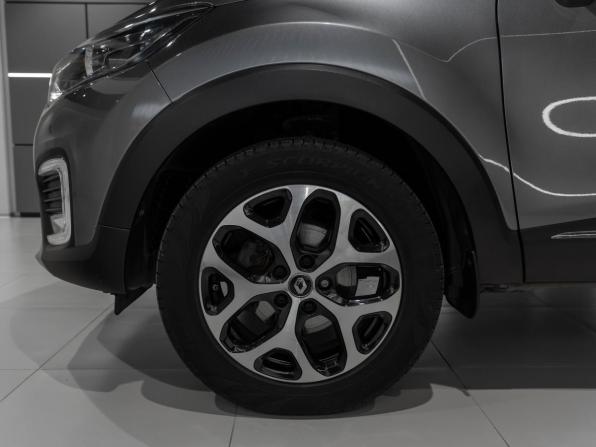 Renault Kaptur I с пробегом 2017 года, цена 1 875 000 рублей, 41201 км, внедорожник, Автокод Объявления