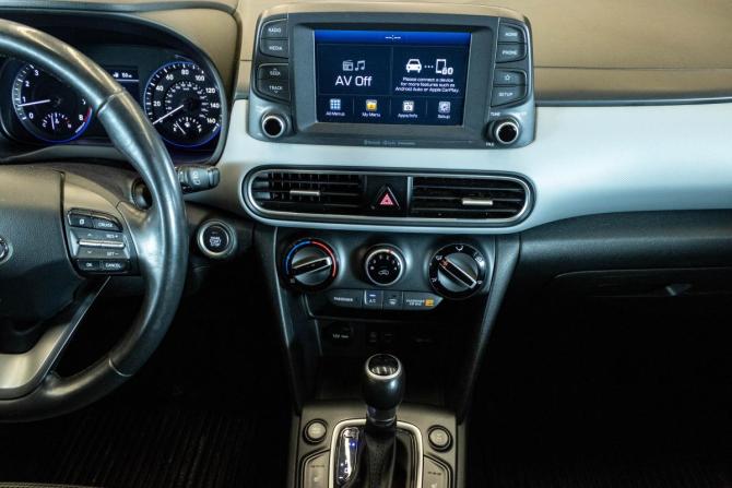 Hyundai Kona I с пробегом 2018 года, цена 1 879 000 рублей, 80226 км, внедорожник, Автокод Объявления