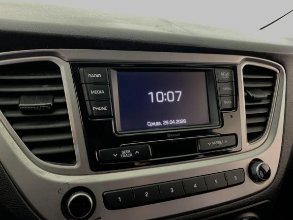 Hyundai Solaris II Рестайлинг с пробегом 2020 года, цена 980 000 рублей, 270198 км, седан, Автокод Объявления