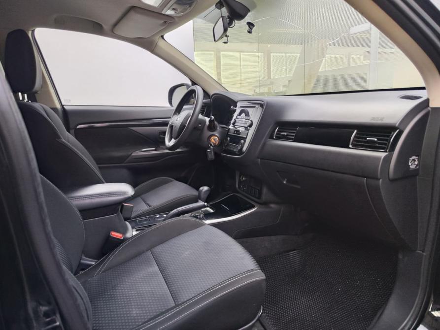 Mitsubishi Outlander III Рестайлинг 3 Уфа  - изображение 13