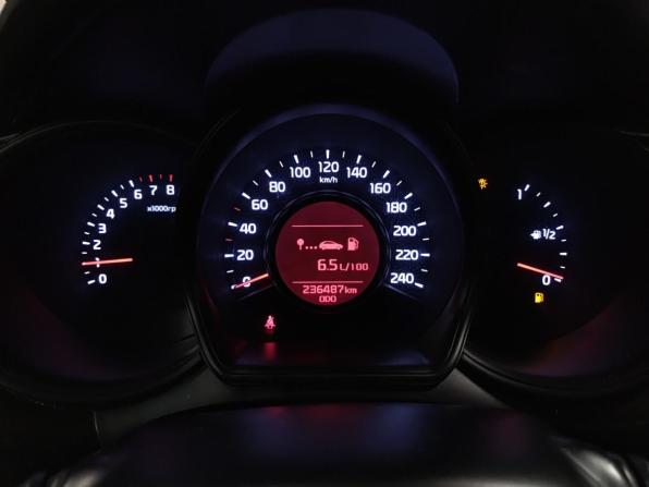 Kia Ceed II Рестайлинг с пробегом 2016 года, цена 1 049 000 рублей, 236468 км, хэтчбек, Автокод Объявления