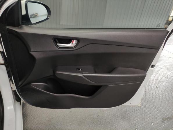 Hyundai Solaris II Рестайлинг с пробегом 2020 года, цена 940 000 рублей, 111000 км, седан, Автокод Объявления