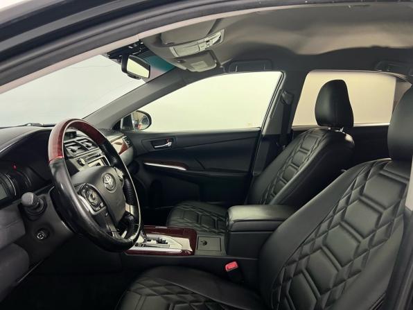 Toyota Camry VII (XV50) с пробегом 2012 года, цена 1 489 000 рублей, 243000 км, седан, Автокод Объявления