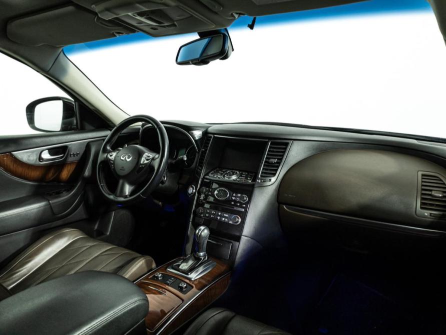 Infiniti QX70 Санкт-Петербург  - изображение 10