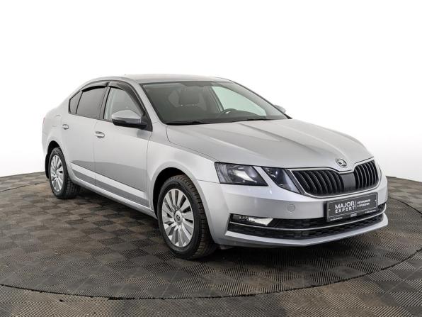 Skoda Octavia III (A7) Рестайлинг с пробегом 2017 года, цена 1 920 000 рублей, 63777 км, лифтбек, Автокод Объявления