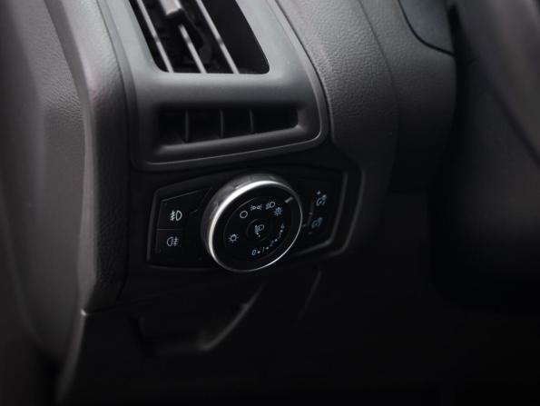 Ford Focus III Рестайлинг с пробегом 2018 года, цена 1 239 000 рублей, 62033 км, седан, Автокод Объявления