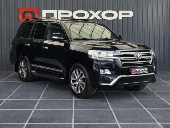 Toyota Land Cruiser 200 Series Рестайлинг 2 с пробегом 2017 года, цена 6 367 000 рублей, 274545 км, внедорожник, Автокод Объявления