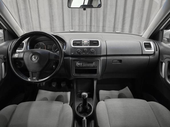 Skoda Fabia II с пробегом 2009 года, цена 449 000 рублей, 260000 км, универсал, Автокод Объявления