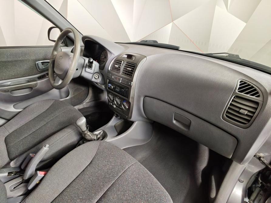 Hyundai Accent II Москва  - изображение 12