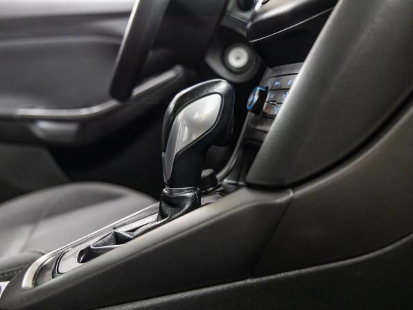 Ford Focus III Рестайлинг с пробегом 2016 года, цена 1 198 000 рублей, 120223 км, хэтчбек, Автокод Объявления