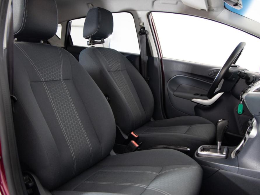 Ford Fiesta Mk6 Санкт-Петербург  - изображение 16