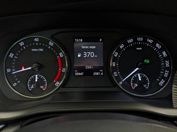 Skoda Octavia IV (A8) с пробегом 2021 года, цена 2 410 000 рублей, 39440 км, лифтбек, Автокод Объявления